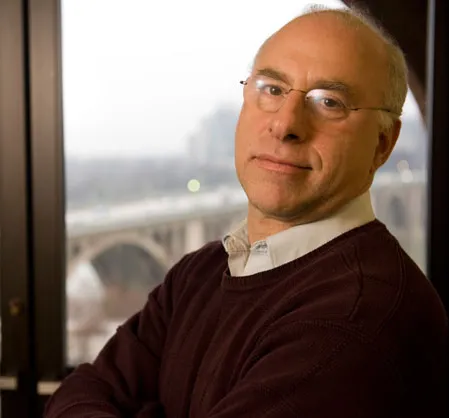 Harry Holzer