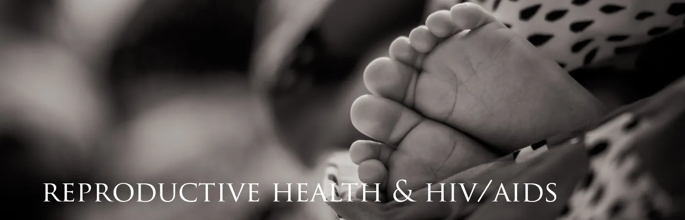 newborn baby's feet